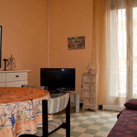 Appartement 2 Les Clematites 芒通 外观 照片