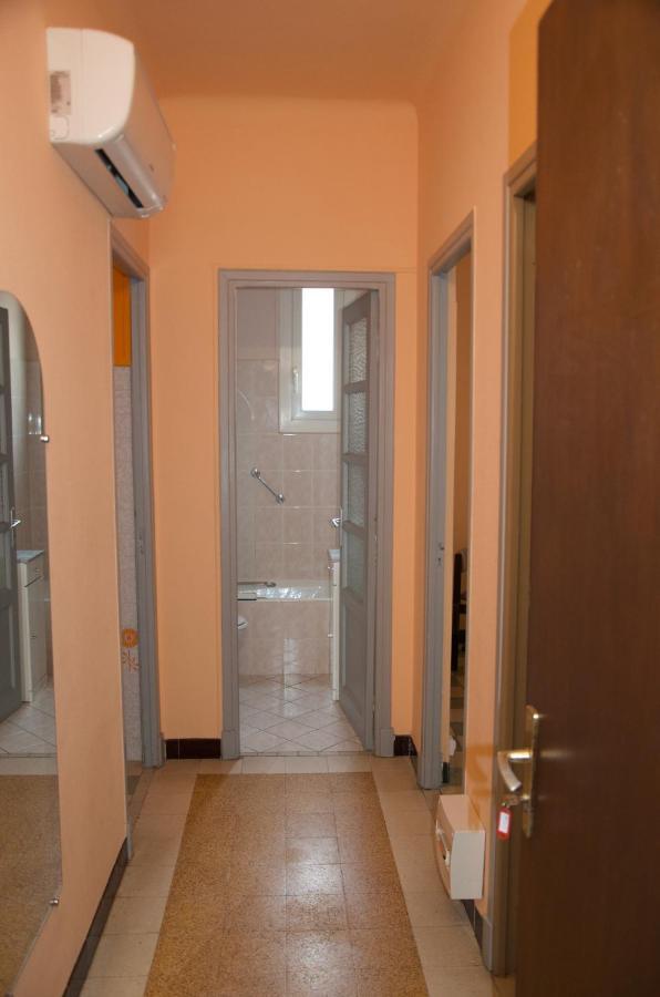 Appartement 2 Les Clematites 芒通 外观 照片